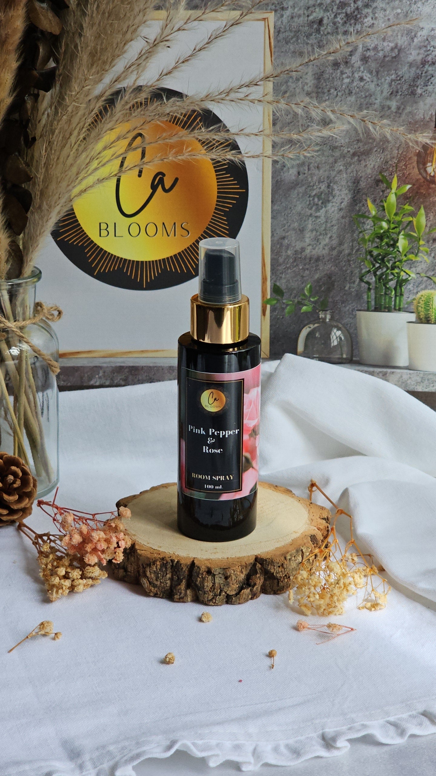 Pink pepper and rose luxury room spray