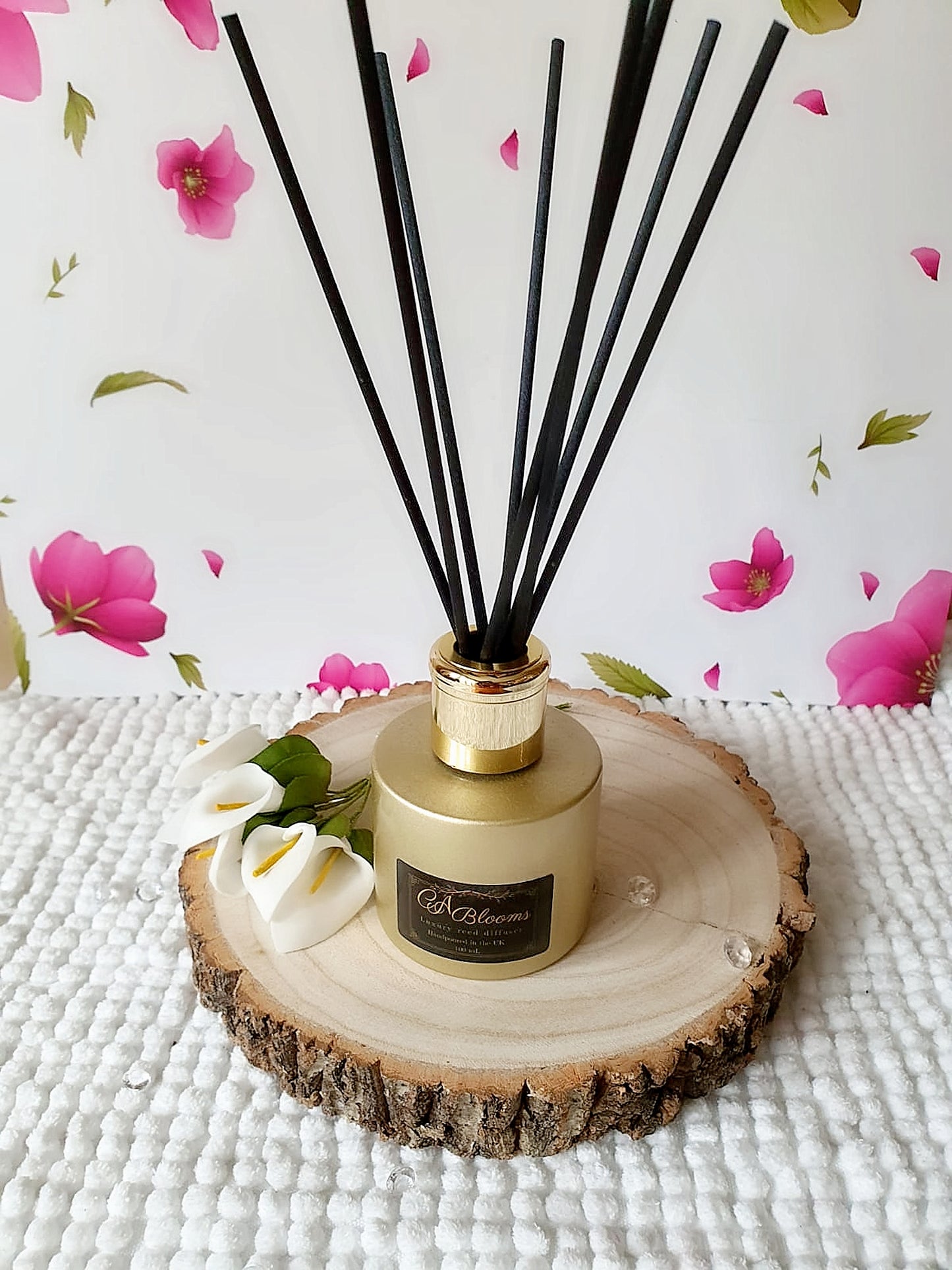 Mandarin and sandalwood