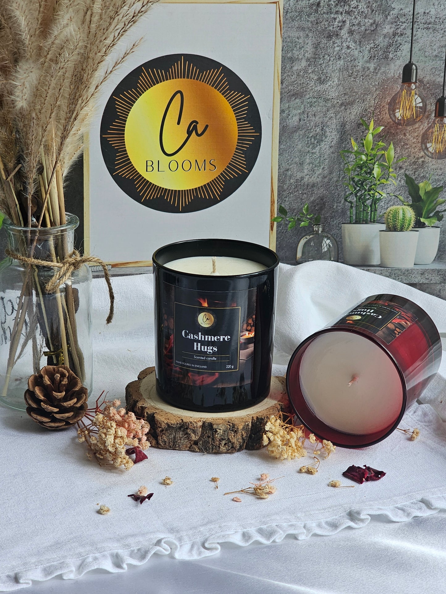 Cashmere Hugs scented candle