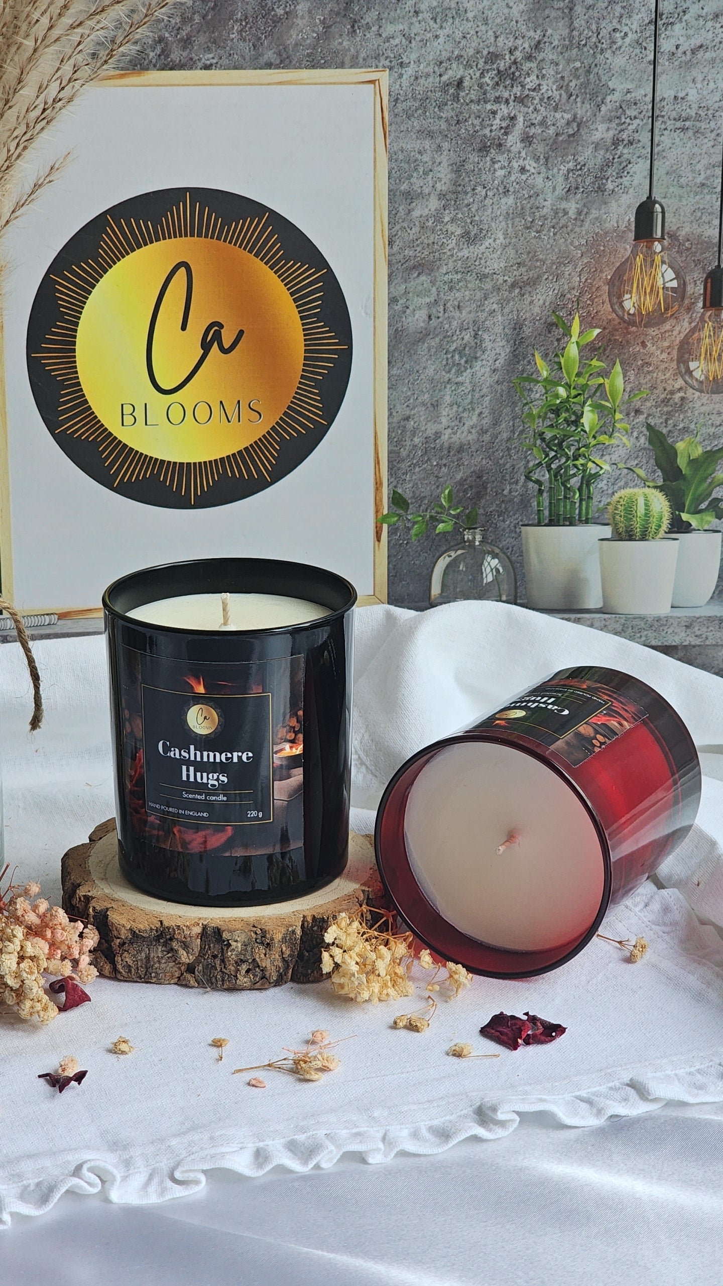 Cashmere Hugs scented candle