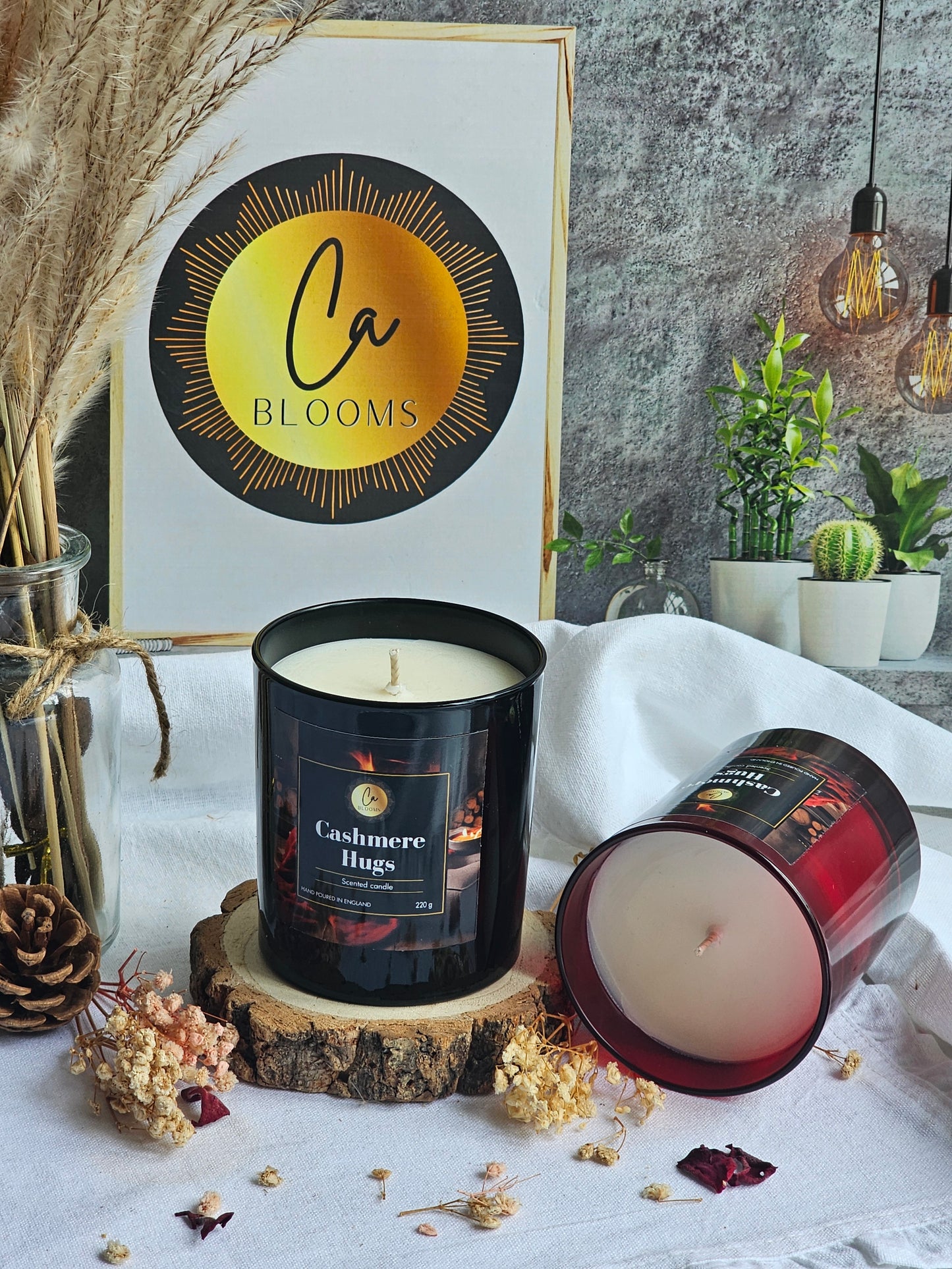 Cashmere Hugs scented candle